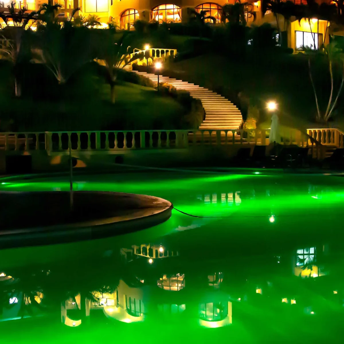 Faretto LED PAR56 RGB per piscina 12V AC - 24W - Tenuta stagna - Telecomando- IP68 - immagine 10