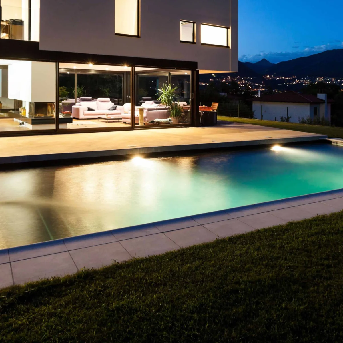 Faretto LED per piscina 12V AC - 24W - Tenuta stagna IP68 - immagine 5
