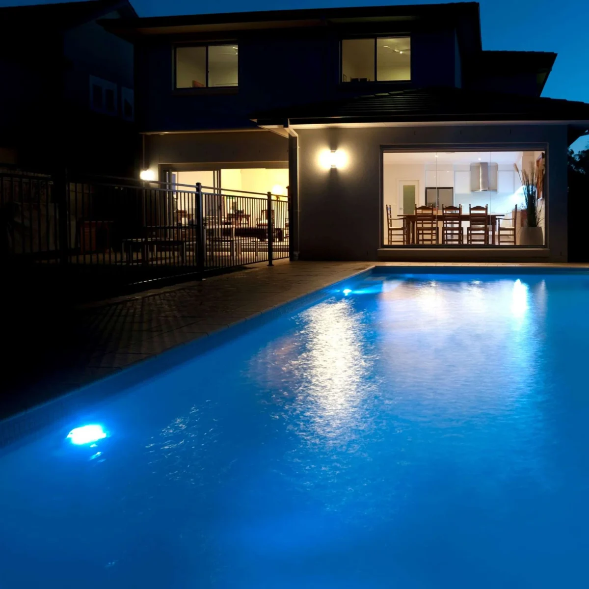 Faretto LED per piscina 12V AC - 24W - Tenuta stagna IP68 - immagine 9